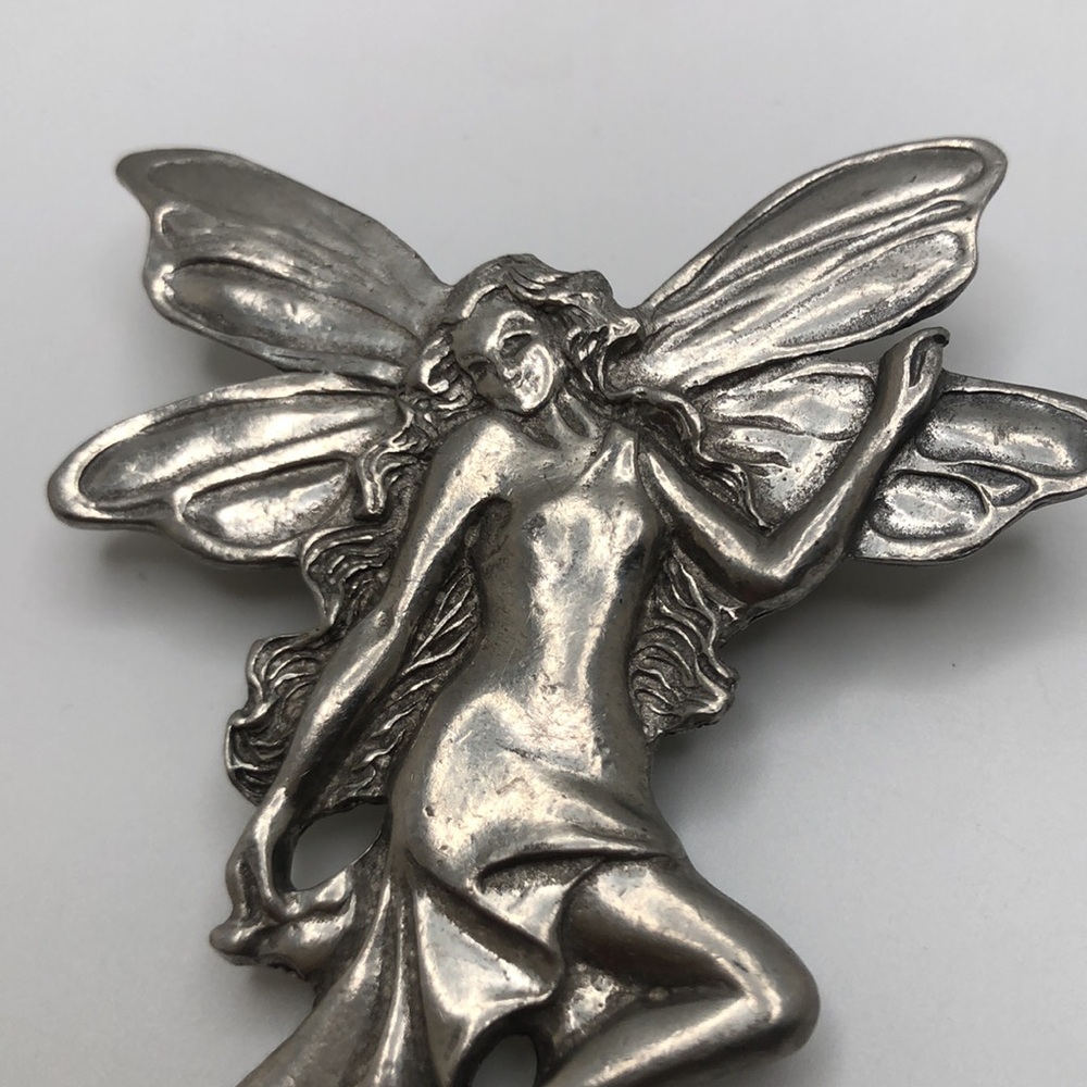 VINTAGE 1987 SEAGULL PEWTER CANADA FAIRY PIN BROOCH - Picture 2 of 6